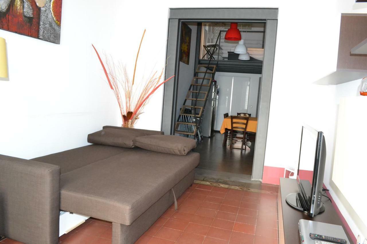 Villa Casa Giuffrida Aeroporto di Catania Fontana Rossa Esterno foto